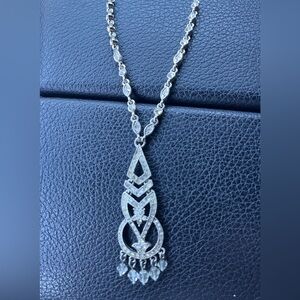 Elegant Silver and Rhinestone Necklace with Pendant